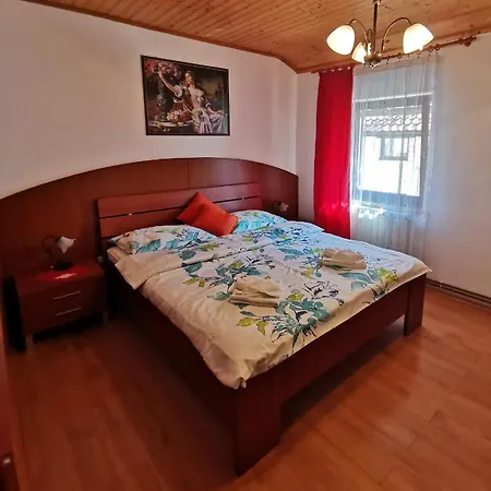Fon Apartment *