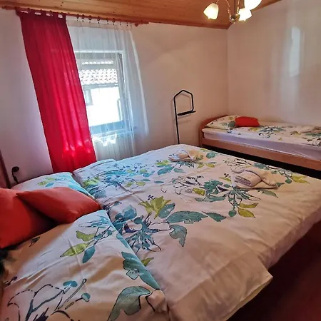 Apartment Fon